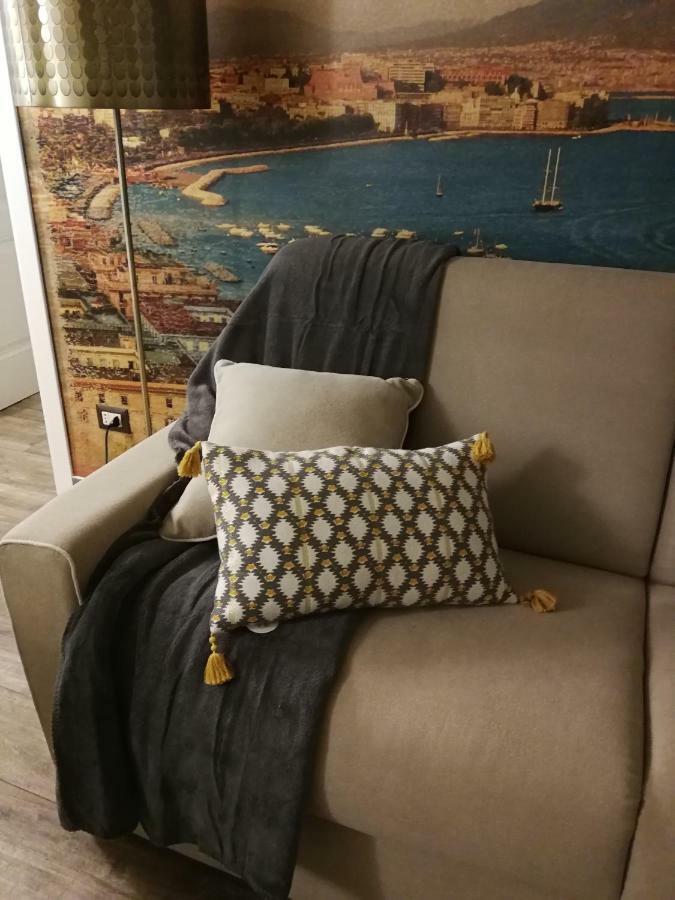 Casa Di Gio - Duomo Apartment Napoli Bagian luar foto