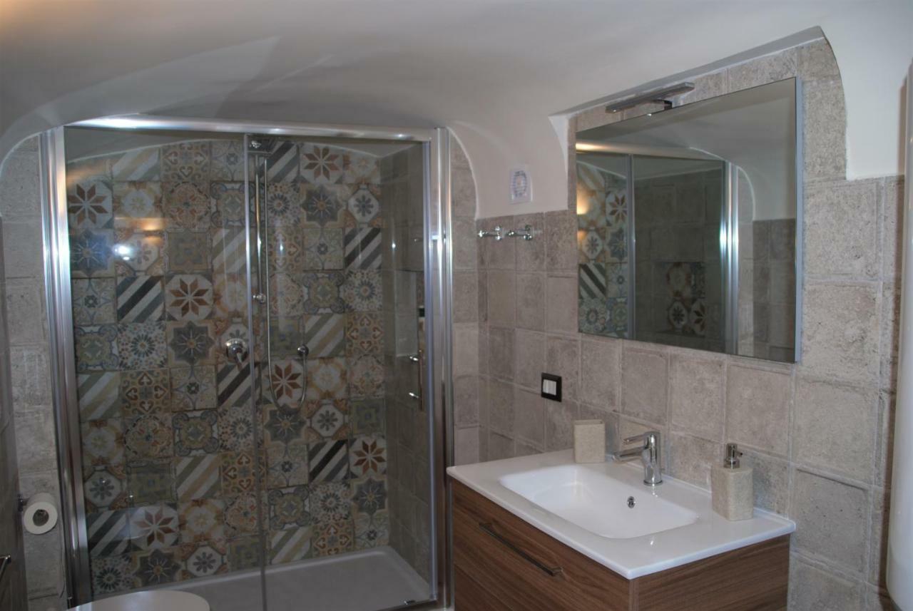 Casa Di Gio - Duomo Apartment Napoli Bagian luar foto